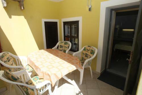 Hostal Accommodation Lily