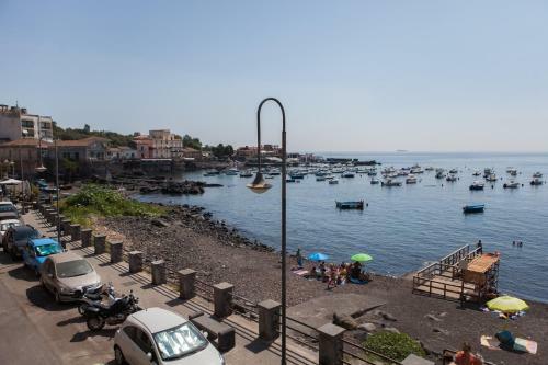 Bed & Breakfast Un Tuffo Nella Baia Di Capomulini