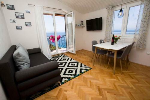 Apartment Ana Bratus