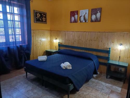 Hostal Mony's Island B&B