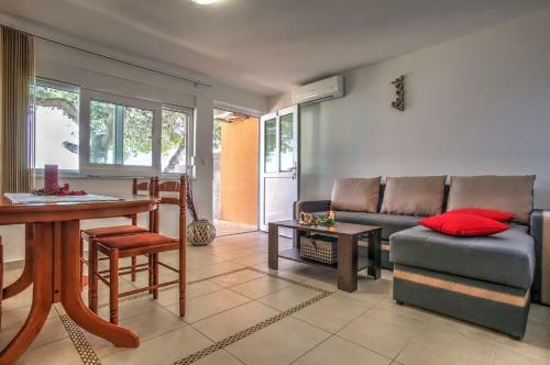 Apartment Ena 4