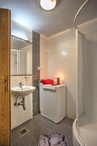 Apartment Ena 4