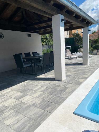 Breitling Apartments With Pool