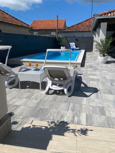 Breitling Apartments With Pool