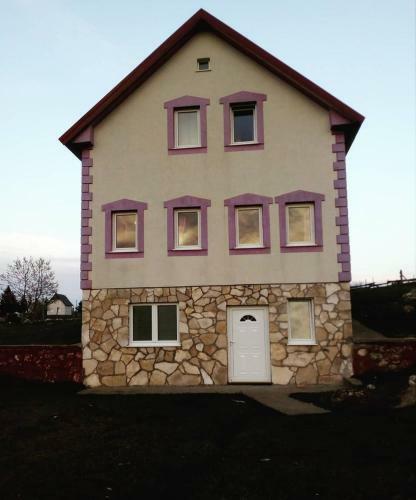 Guest House Nena