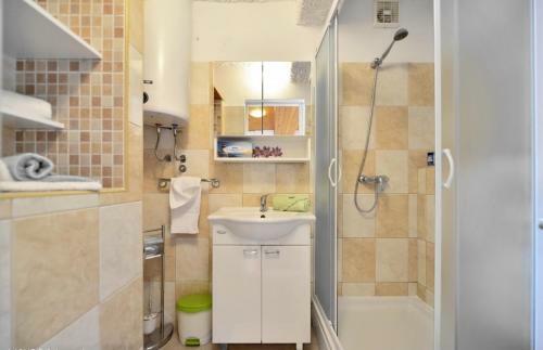 Studio Apartments 4 Two