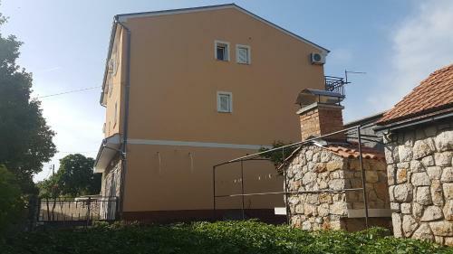 Apartments Njegovan