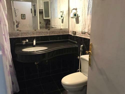 Apartamento Al Agouza, 2 Bedroom 2 Balcony, See River