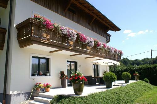 Bed & Breakfast Pension Bergfried