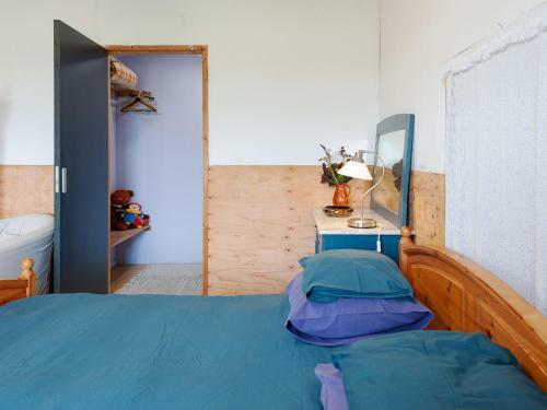 Cozy Apartment In Burum With Forest Nearby