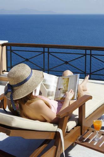 Hostal Arion Hotel