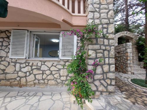 Apartamentos Villa Stefi (30m From The Sea)