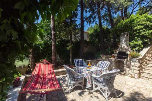 Apartamentos Villa Stefi (30m From The Sea)
