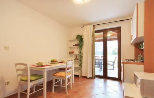 Apartments Ladonja
