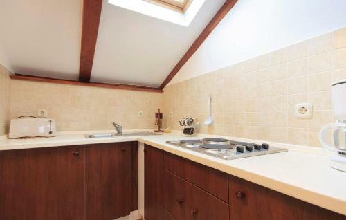 Apartments Ladonja