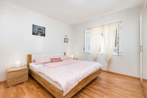 Apartment Radmila