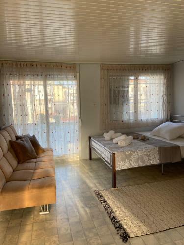 Hostal Xenia
