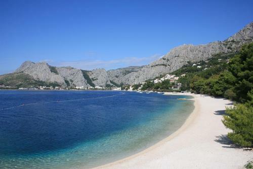 Villa Marta, Near Split, Private Pool And Cinema Room