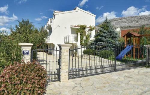 Villa Marta, Near Split, Private Pool And Cinema Room