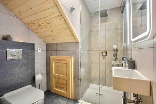 Mi?dzy Nami G�ralami, Domek Na Podhalu, Gorce