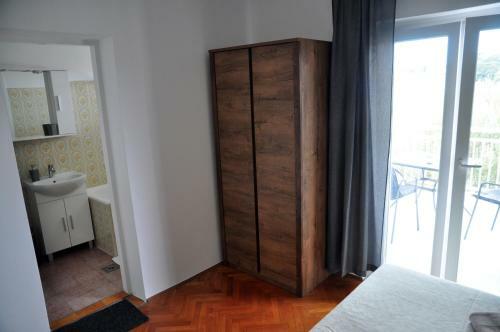 Hostal Rose Rooms At Island Of Rab