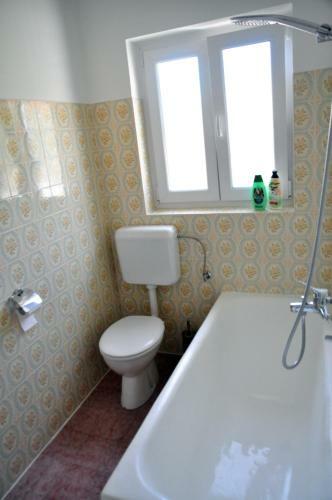 Hostal Rose Rooms At Island Of Rab