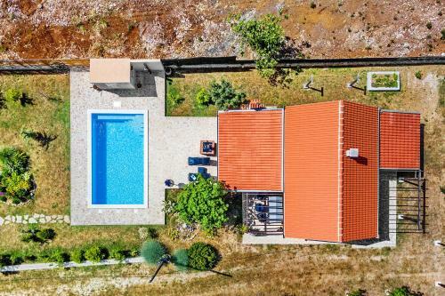 Sunny House