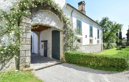 Stunning Home In Cordovado With 4 Bedrooms