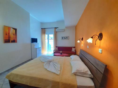 Paraga Rooms Pefkari