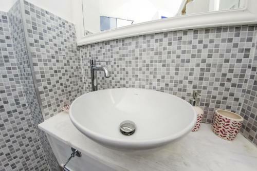Hostal Dimora Garibaldi Rooms