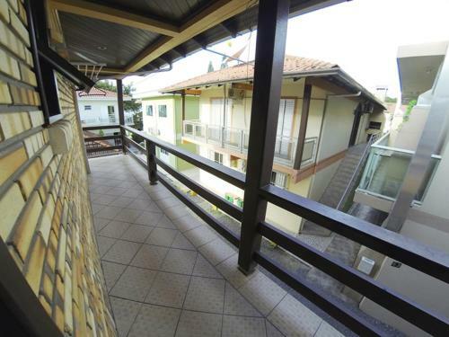 Apartamento Aptos Quadra Mar Bombas