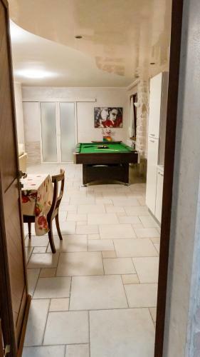 Villa Chanel Confortevole Villa Con Piscina E Casa Sull'albero Per Bambini