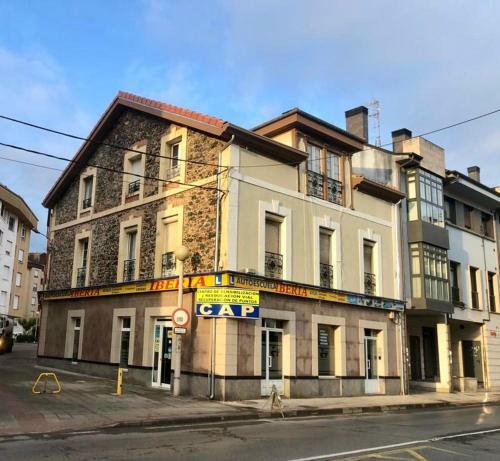 Apartamento Piso En Castrillon A 1.5km de La Playa de Salinas