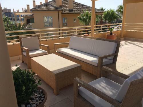 Apartamento �tico de Lujo En Puerto de Sotogrande