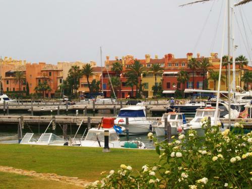 Apartamento �tico de Lujo En Puerto de Sotogrande
