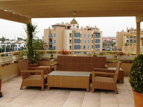 Apartamento �tico de Lujo En Puerto de Sotogrande