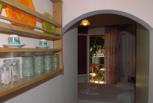 Konstantza Studios And Apartments