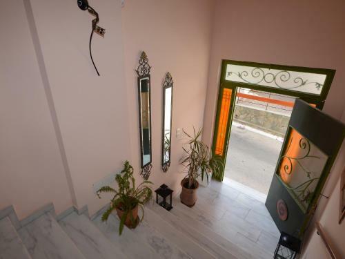 Konstantza Studios And Apartments