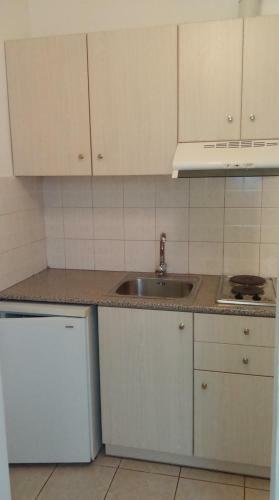 Aparthotel Alexandros