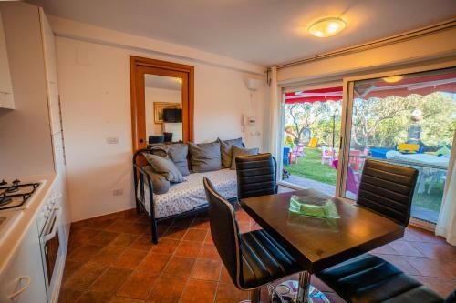 Hostal Chiaro Di Luna