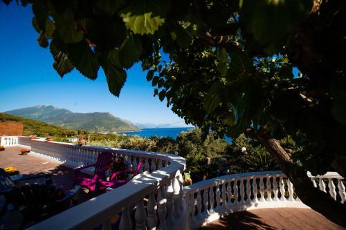 Hostal Chiaro Di Luna