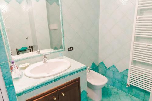 Hostal Chiaro Di Luna