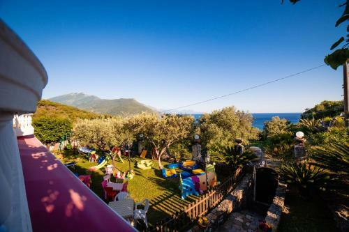 Hostal Chiaro Di Luna