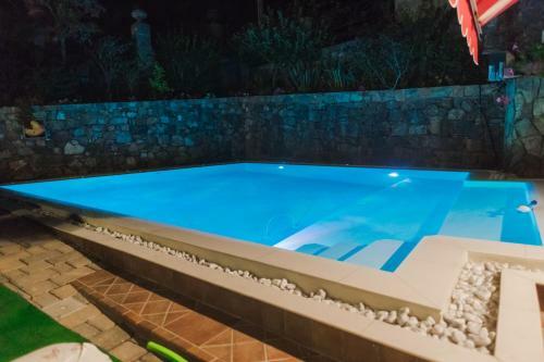 Hostal Chiaro Di Luna