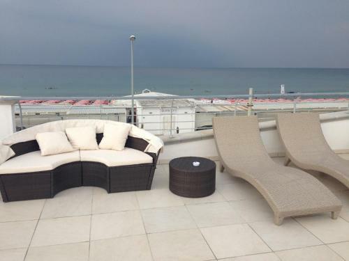 Eolo Apartments