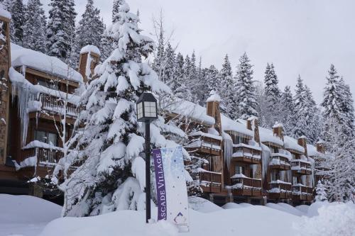 Cascade Village 352