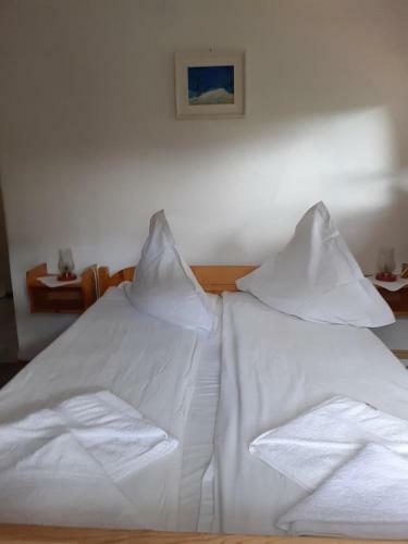 Bed & Breakfast Manyi Villa