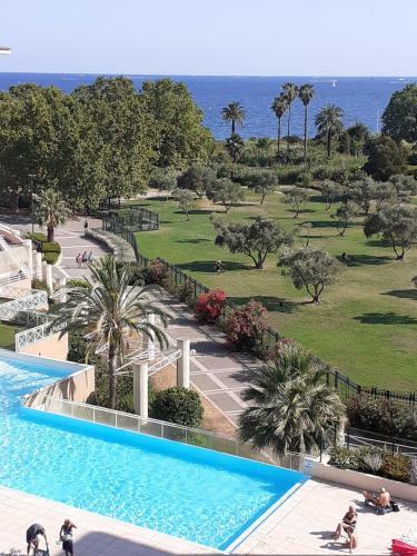 Close To The Sea Apartments