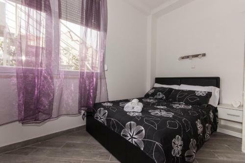 Apartments Laledo