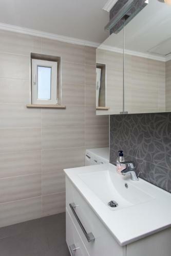 Apartments Laledo